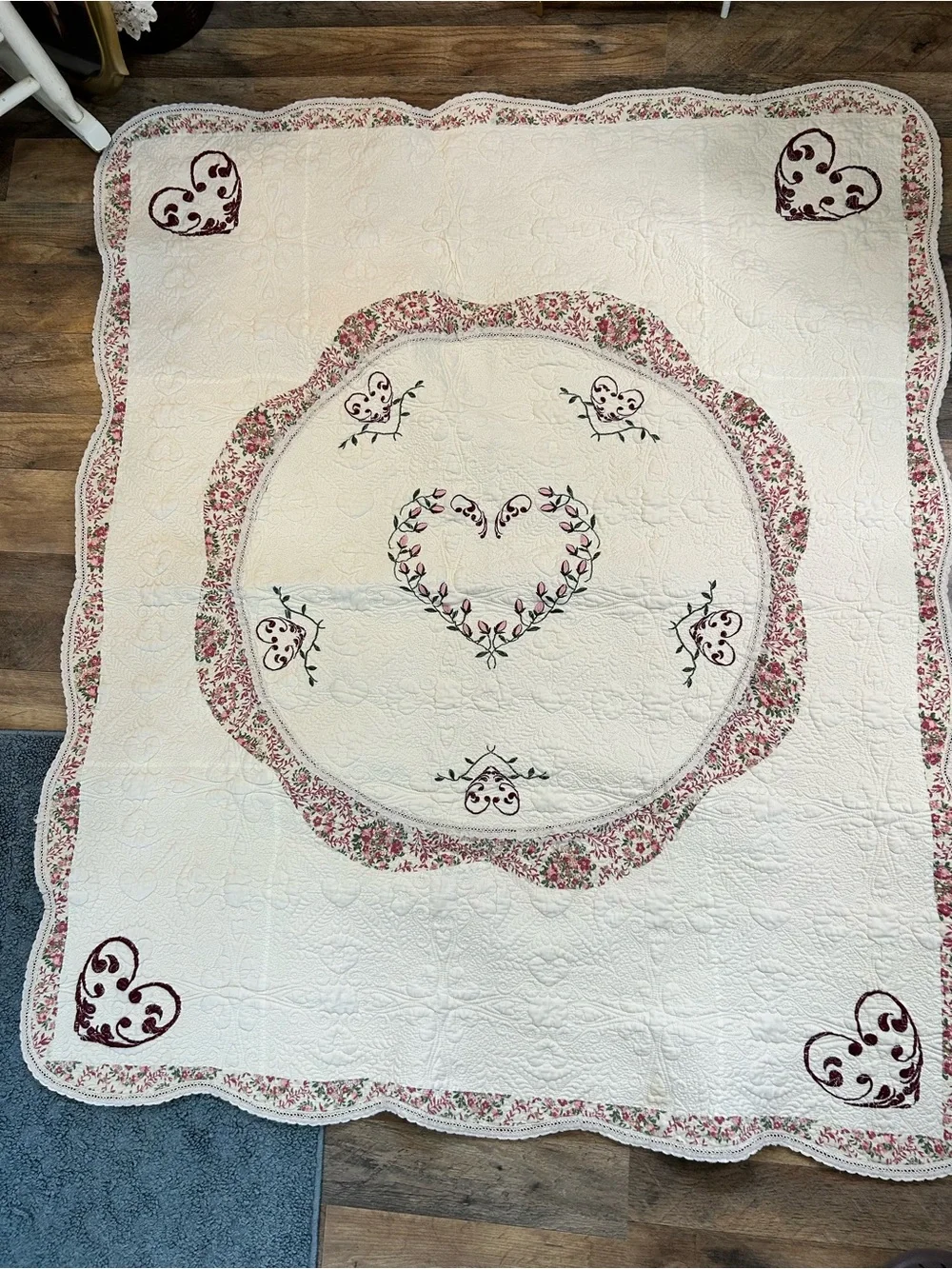 Cracker Barrel Quilted Throw/Wall Hanging 50x60 Floral Hearts Cotton Blanke